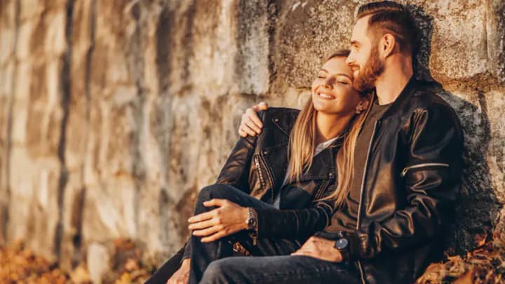 7 Clear Signs He Likes You And Isn’t Just Being Nice