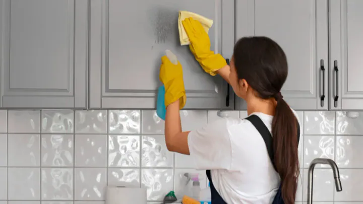 Create a Cleaning Schedule Checklist That Works