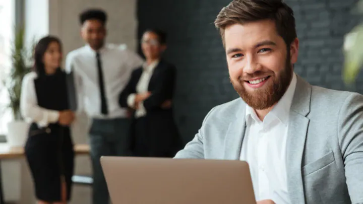 Personal Branding Strategies to Stand Out in Your Industry