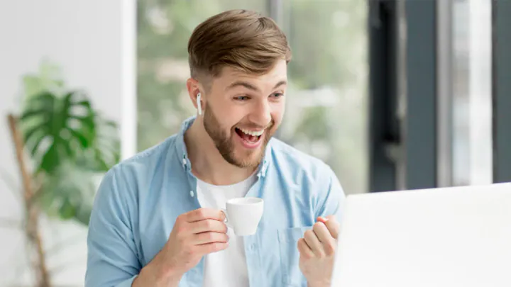 The Rise of Financial Independence: How to Ditch the 9–5 Sooner