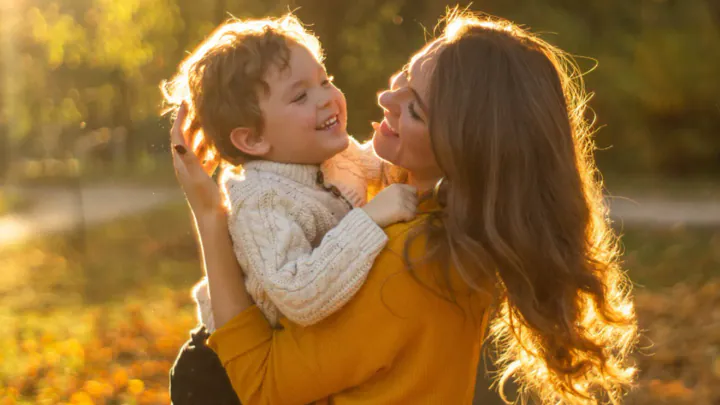 Positive Parenting Tips That Build Calmer Family Bonds